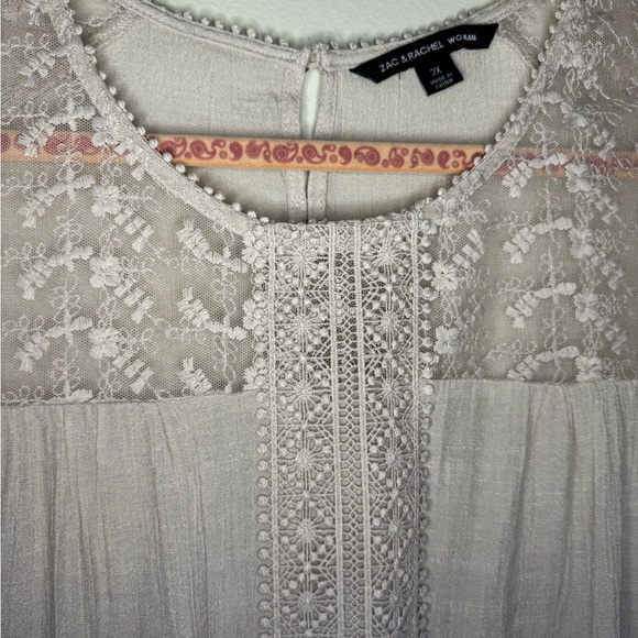 Zac & Rachel Women's Top - Picture 2 of 6